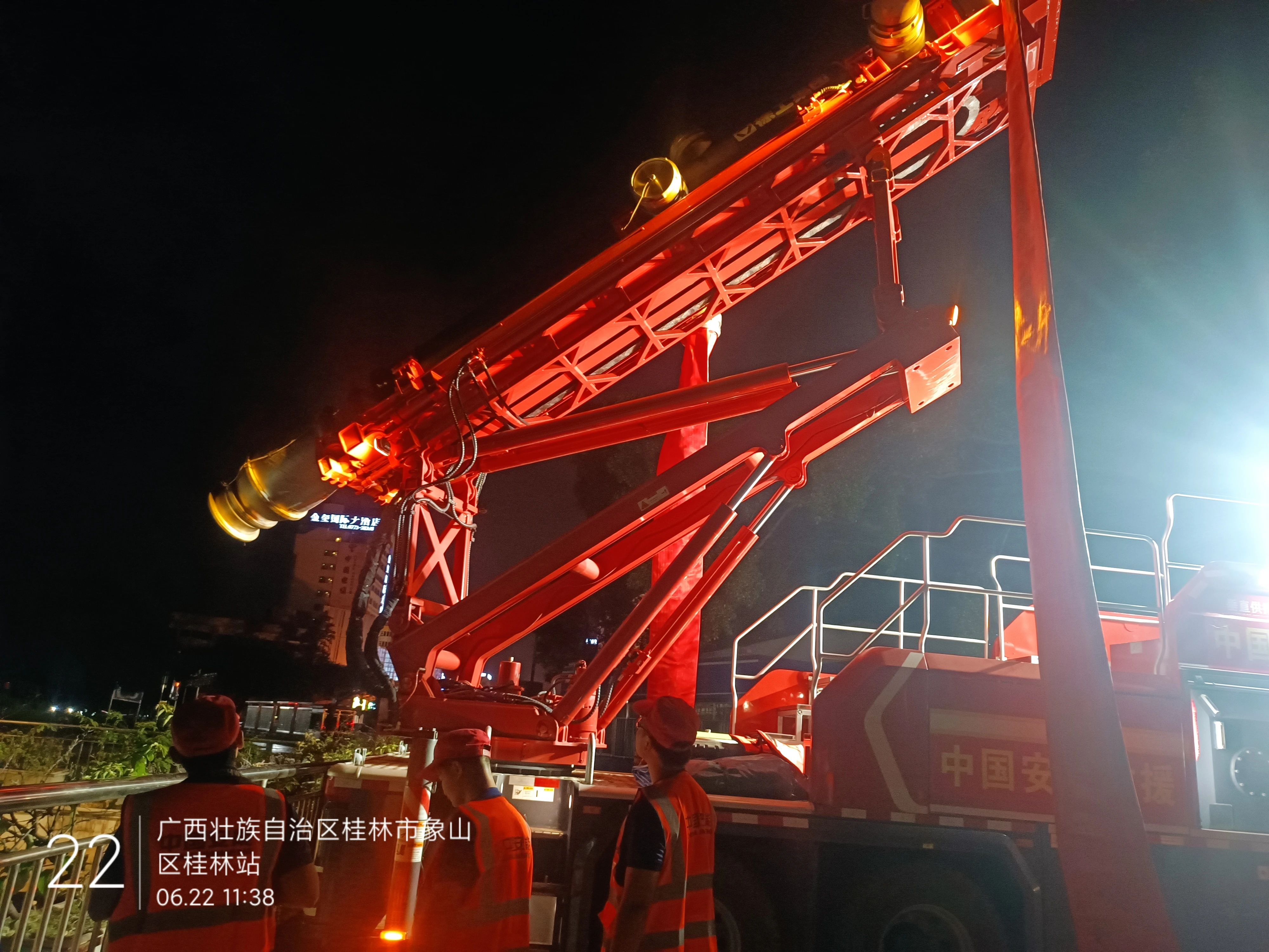 桂林洪水！徐工多臺排澇應(yīng)急裝備全力迎戰(zhàn)!