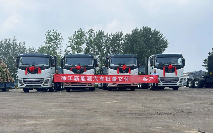 車隊老板的“致富經(jīng)”：“選擇徐工，就是選擇成功！”